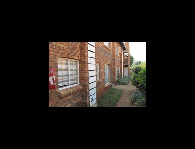 2 BEDROOM APARTMENT FOR SALE IN CLARINA